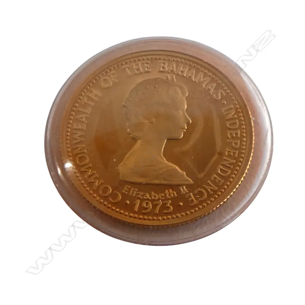 22CT BAHAMAS 1975 $50 PROOF COIN 2.7gms Image 1++