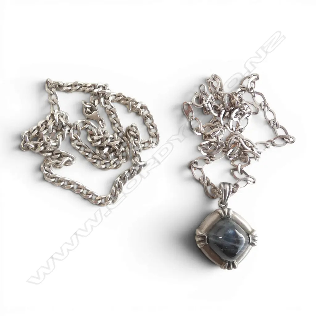 STG SILVER NECKLACE PENDANT + STG SILVER CHAIN NECKLACE 56gms Image 1++