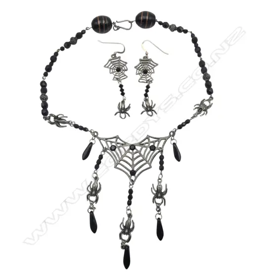 SPIDER NECKLACE AND MATCHING EARRINGS