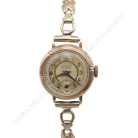 VINTAGE 9ct GOLD TITAN ANTIMAGNETIC WRISTWATCH w. G/PLATE STRAP 12.42gms TW