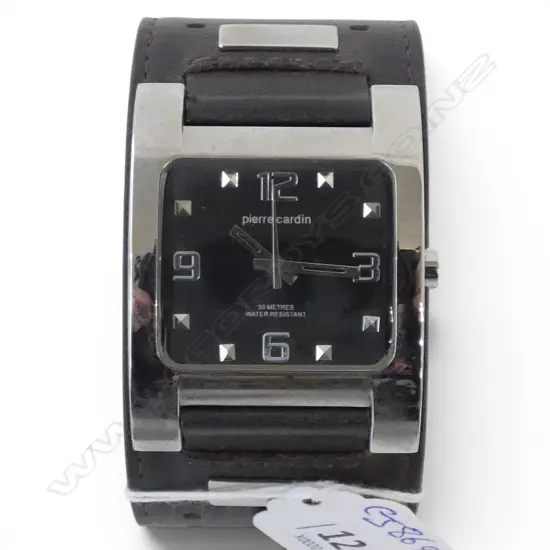PIERRE CARDIN MEN'S WRISTWATCH in box 
