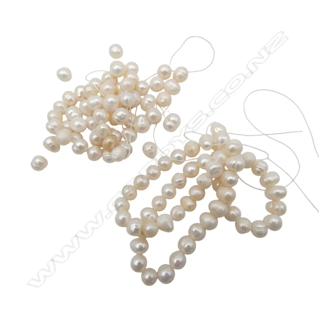 2 bags fresh water pearls. New old stock. Threaded but no clasps Image 1++