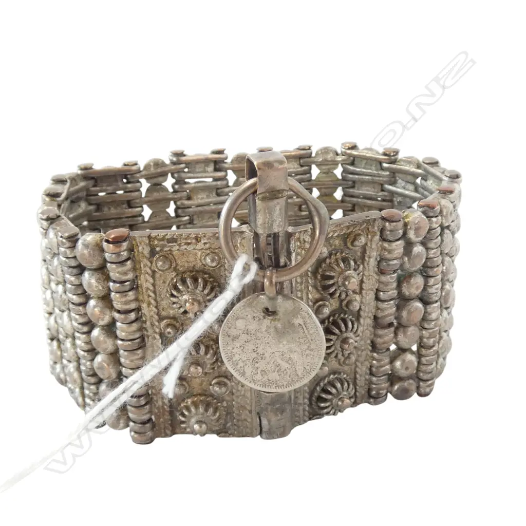 ETHNIC SILVER BRACELET 158gms testing 60% Image 1++