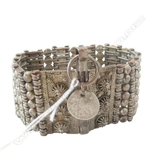 ETHNIC SILVER BRACELET 158gms testing 60%