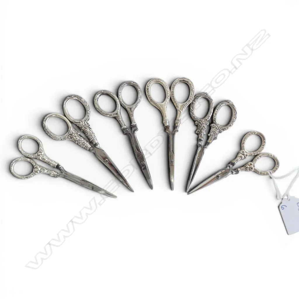 6 PRS SCISSORS, STG SILVER HANDLES L.110mm Image 1++