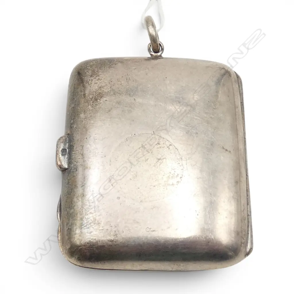 Birmingham C.1910 PLAIN SILVER VESTA/small cigarette case with suspension loop. 19.9gms.  Image 1++