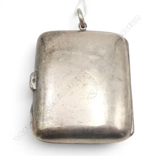 Birmingham C.1910 PLAIN SILVER VESTA/small cigarette case with suspension loop. 19.9gms. 