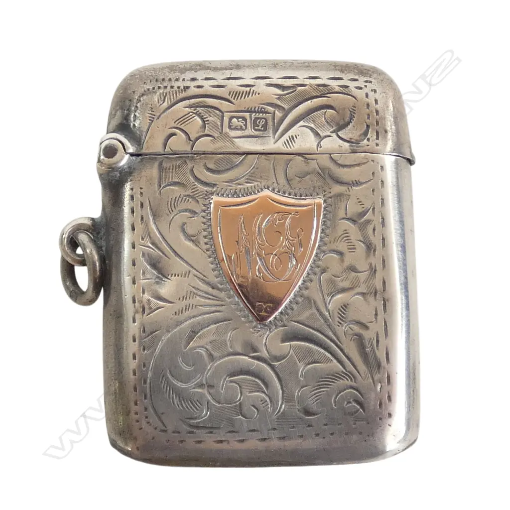 STG SILVER VESTA CASE WITH 9ct CREST, SMITH & BARTLAM, CHESTER 1911, 19gms Image 1++