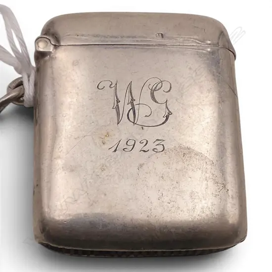 STG SILVER PLAIN VESTA W SUSPENSION LOOP Birmingham 1919. 27.5gms