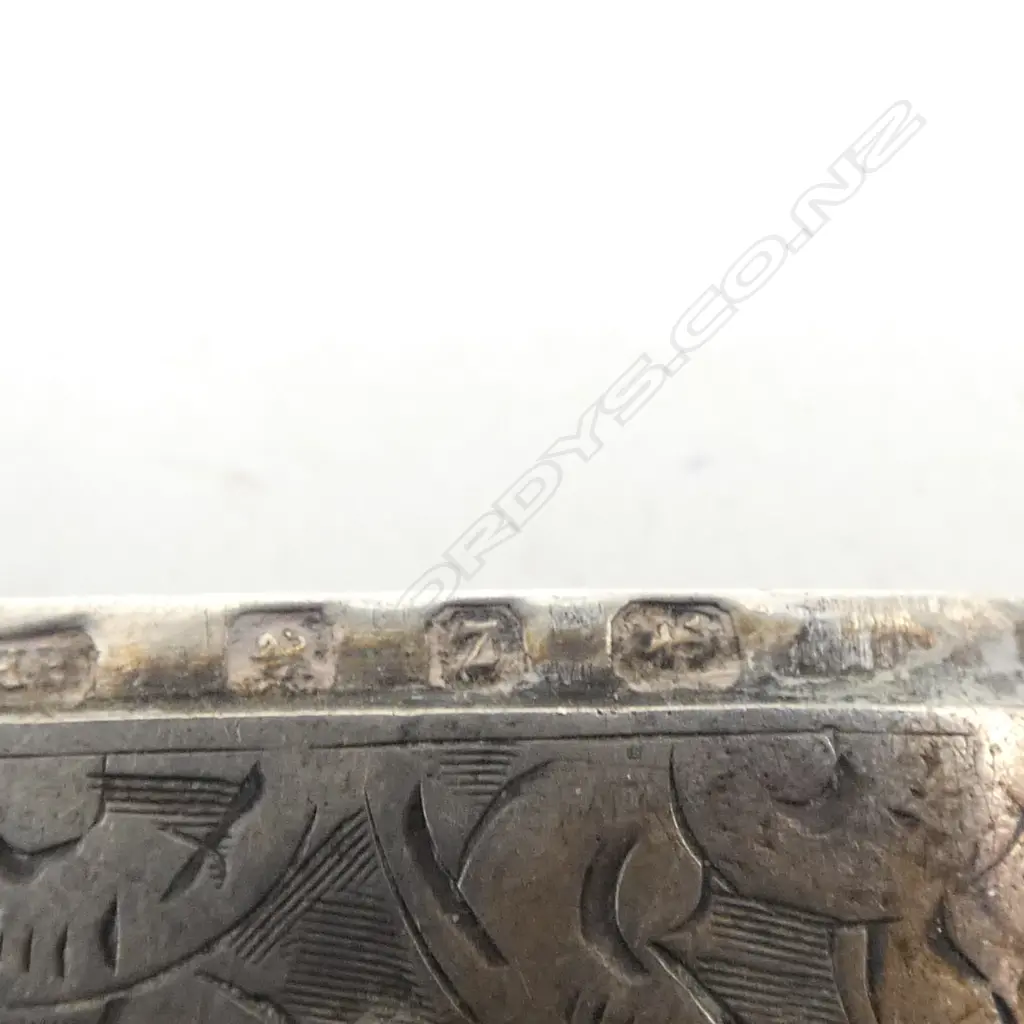 Birmingham 1899 SILVER ENGRAVED VESTA with suspension loop. 22.5gms.  Image 1++