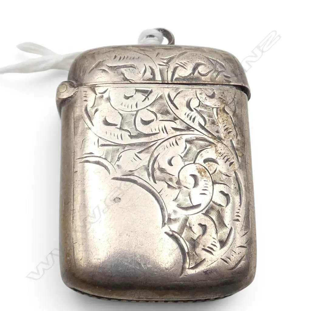 Birmingham 1899 SILVER ENGRAVED VESTA with suspension loop. 22.5gms.  Image 1++