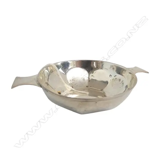 STG SILVER QUAICH, SHEFFIELD 1928, 77gms
