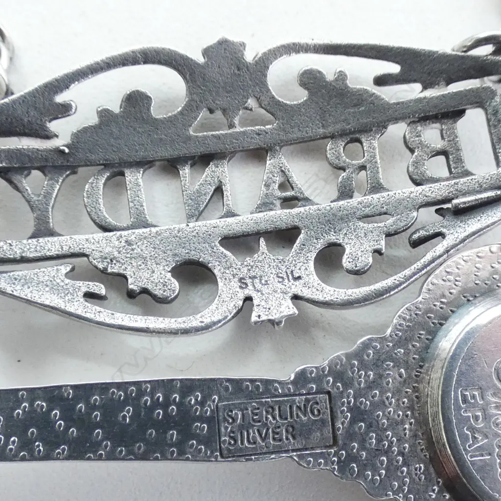S/SILVER BRANDY BOTTLE TICKET & S/SILVER SOV SPOON 22GMS Image 1++