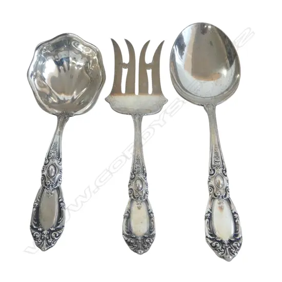 3 PCES STG SILVER SERVING CUTLERY, 300gms