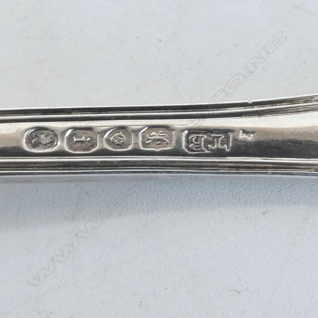 4 GEORGIAN STG SILVER KINGS PATTERN TABLE SPOONS, THOMAS WILKES BARKER, LONDON 1824 L.220mm 447gms Image 1++