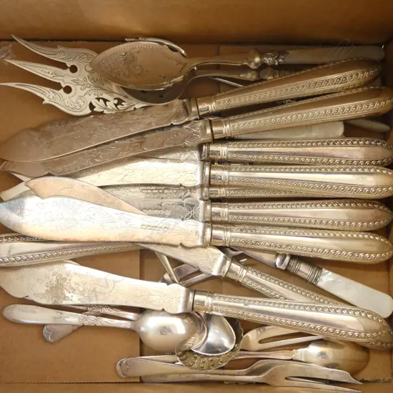 LG QTY OF ASST. CASIN/IVORINE 'BONE' HANDLE CUTLERY