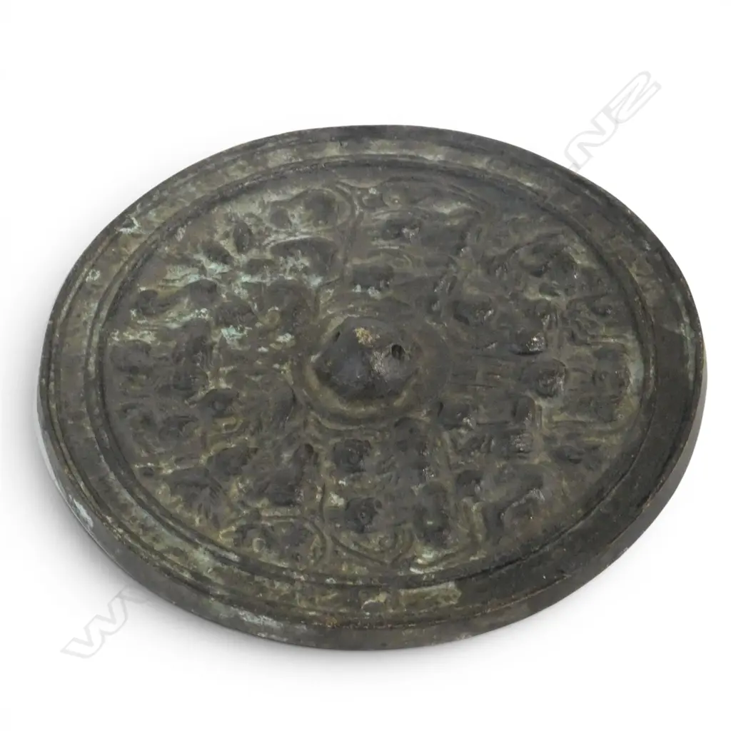 ORIENTAL ARCHIAC STYLE BRONZE MIRROR 115mm dia Image 1++