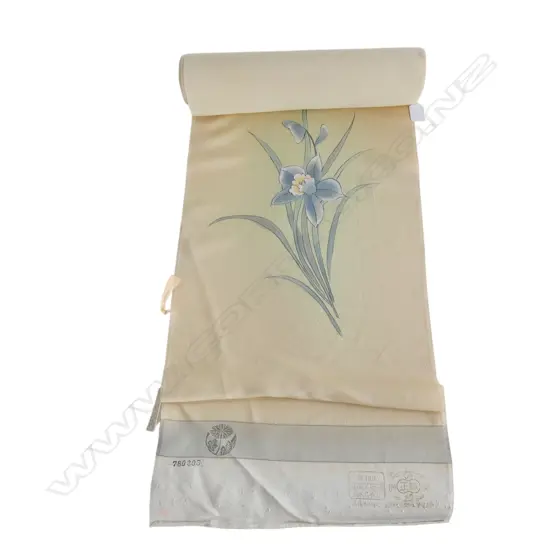 Unused 1980's NISHIJIN TEXTILE (Kyoto) JAPANESE pale peach & floral pat. SILK ROLL L.12M W.370mm. New old stock