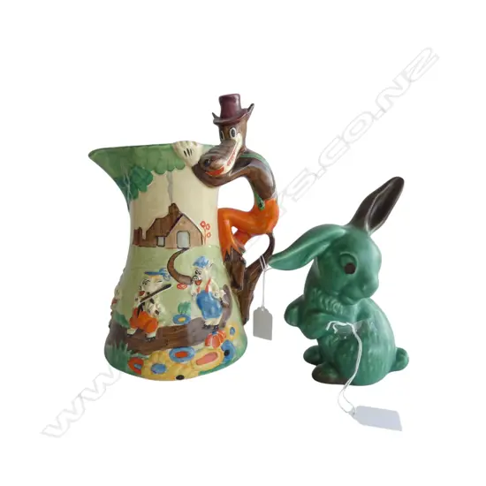 WADEHEATH DISNEY'S 'THREE LITTLE PIGS' MUSICAL JUG  + SYLVAC BUNNY H.260mm