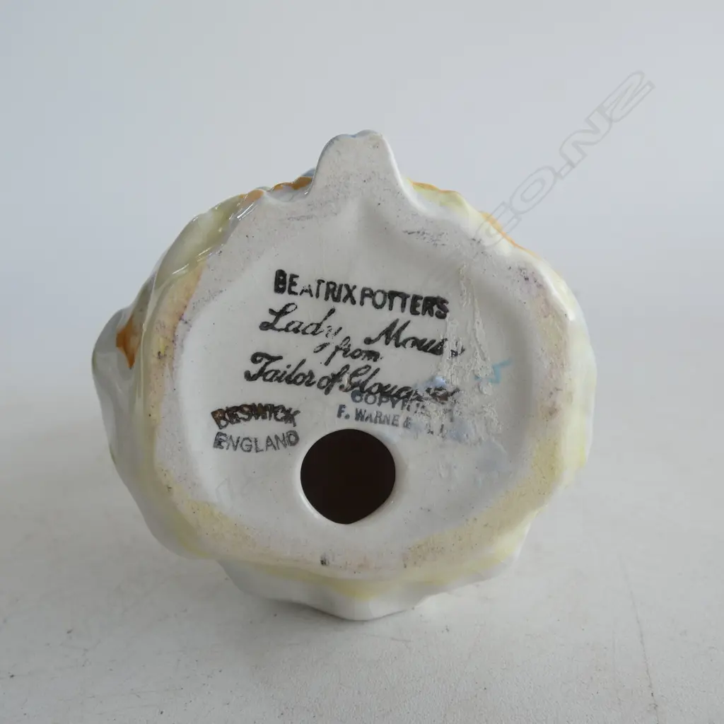 BESWICK BEATRIX POTTER 'LADY MOUSE' from the tailor of Gloucester, H.100mm, gold backstamp 1948-1972 Image 1++