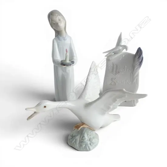 3 PCS LLADRO; GOOSE, H.120, GIRL w CANDLE, H.210mm & LLADRO SOCIETY PLAQUE, H.160mm