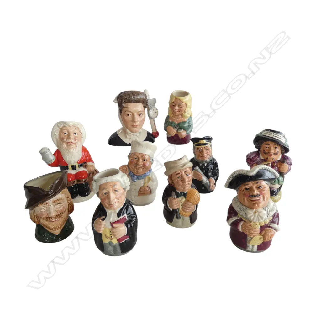 10 MEDIUM SIZED RD CHARACTER JUGS  Image 1++