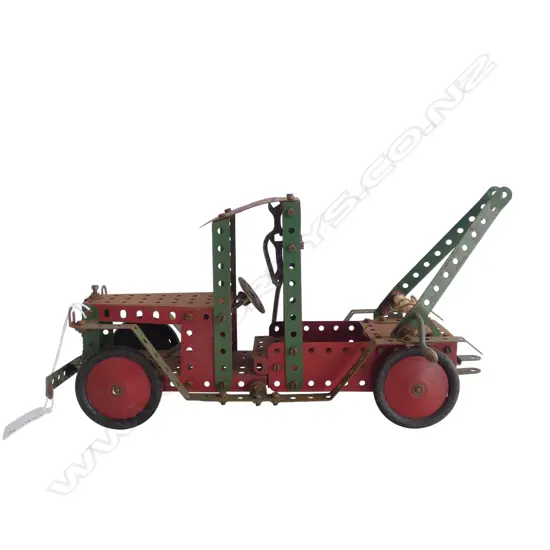VINTAGE TOY MECCANO TOW TRUCK