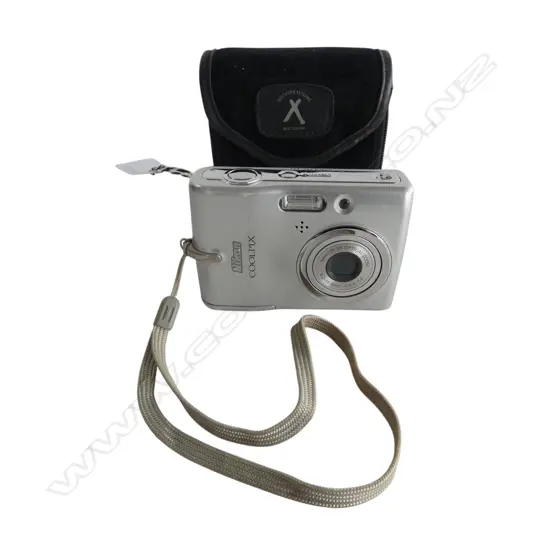 NIKON COOLPIX POCKET CAMERA in CASE