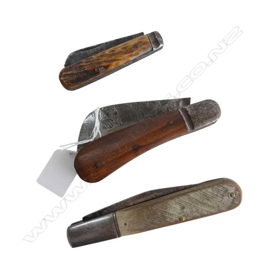 3 VINTAGE POCKET KNIVES; CAMILLUS, WITNESS, BAUM BROS L.125mm Image 1++