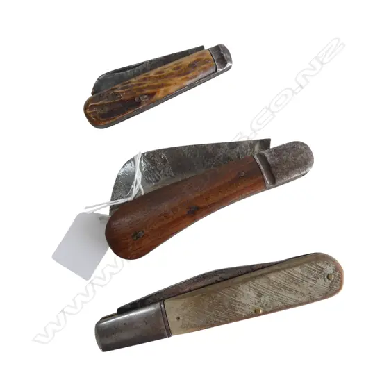 3 VINTAGE POCKET KNIVES; CAMILLUS, WITNESS, BAUM BROS L.125mm