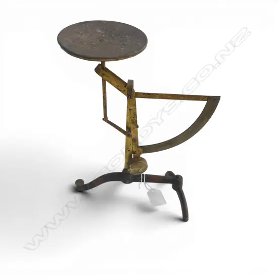 ANTIQUE POSTAGE SCALES H.250mm