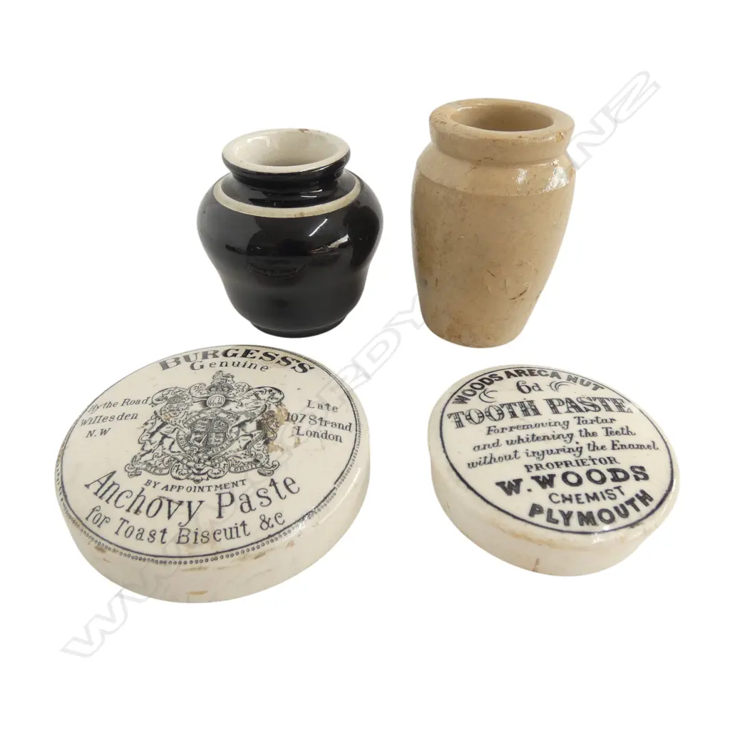 ANTIQUE TWO POT LIDS ANCHOVY & TOOTHPASTE, & TWO DAIRY POTS, D.88MM H.80MM Image 1++
