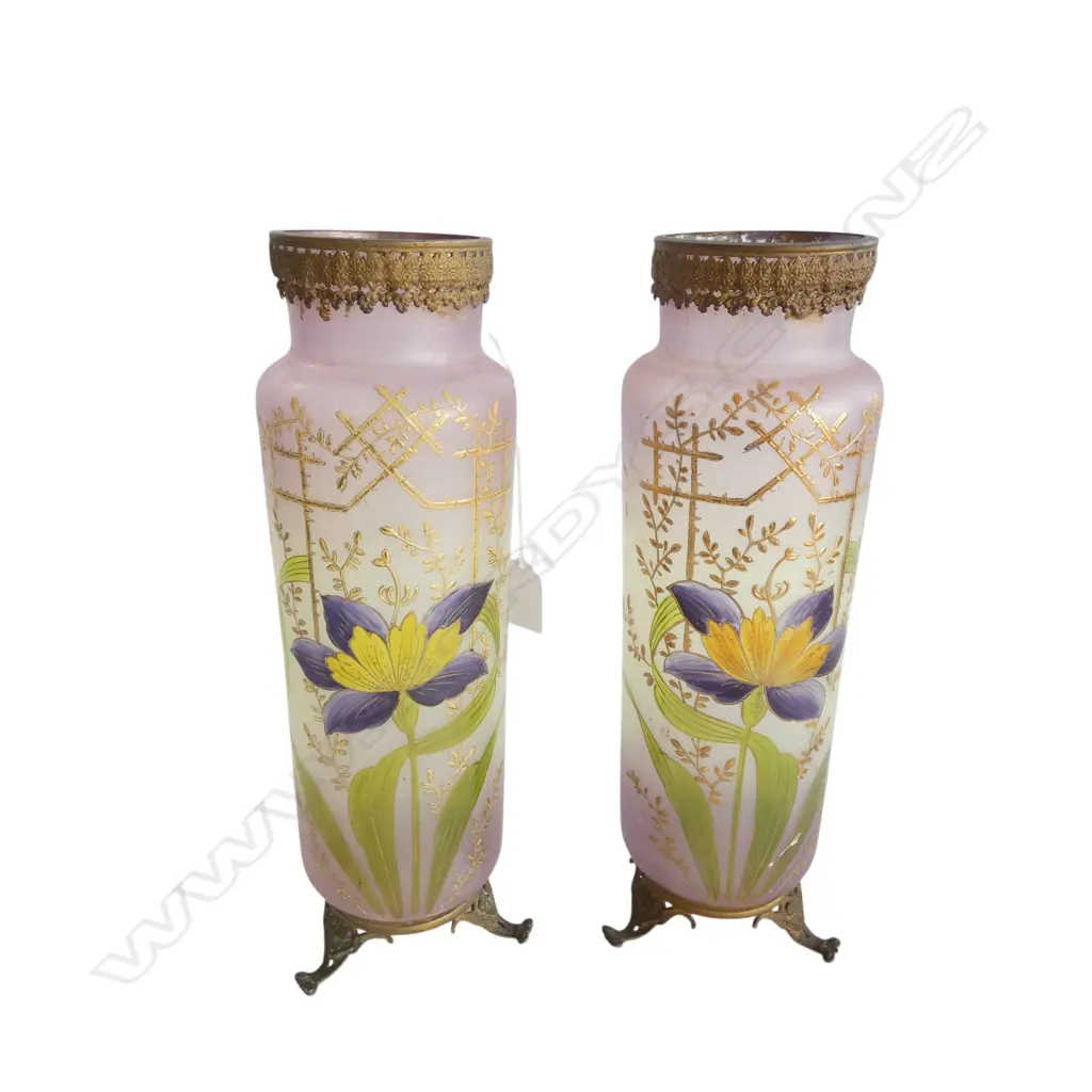 PR ANTIQUE GLASS VASES H.340mm Image 1++