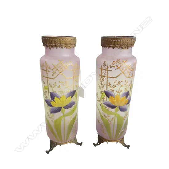PR ANTIQUE GLASS VASES H.340mm
