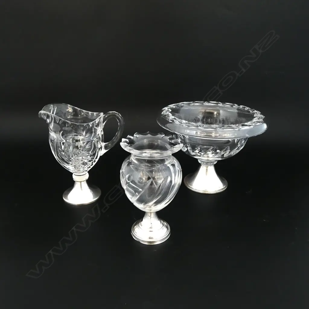 3 PCES CRYSAL w. DUTCH SILVER BASES; VASE, COMPORT (835) & JUG H.130mm Image 1++