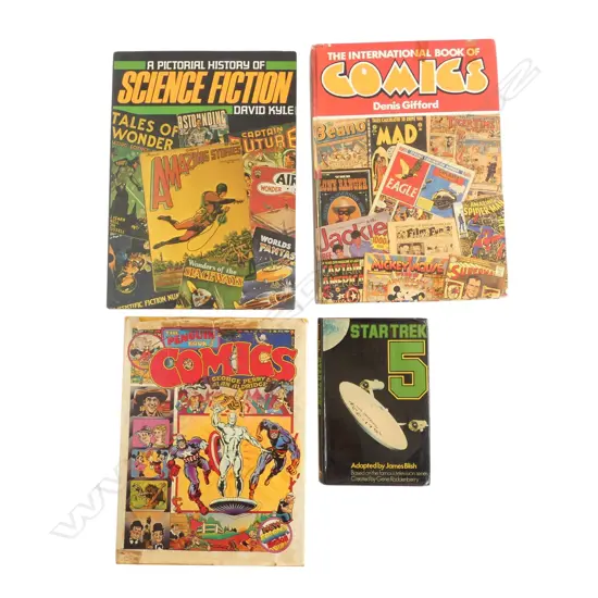 4 VINTAGE BOOKS - STAR TREK, COMICS, SCIENCE FICTION ETC 