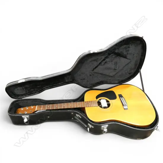 TAKAMINE TD-27 MID 1980's MINT CONDITION LAWSUIT ERA ACOUSTIC GUITAR Dreadnought. Inspired by the iconic Martin D-18... 