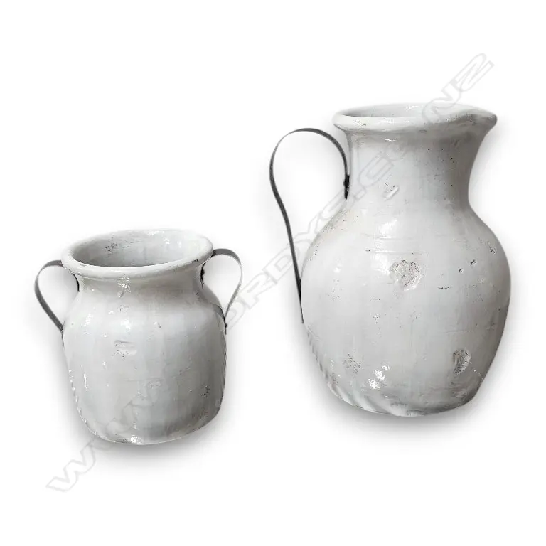 LARGE HANDCRAFTED OF TERRACOTTA JAR AND URN WITH A GLAZED FINISH AND METAL HANDLES 380mm 240mm H Image 1++