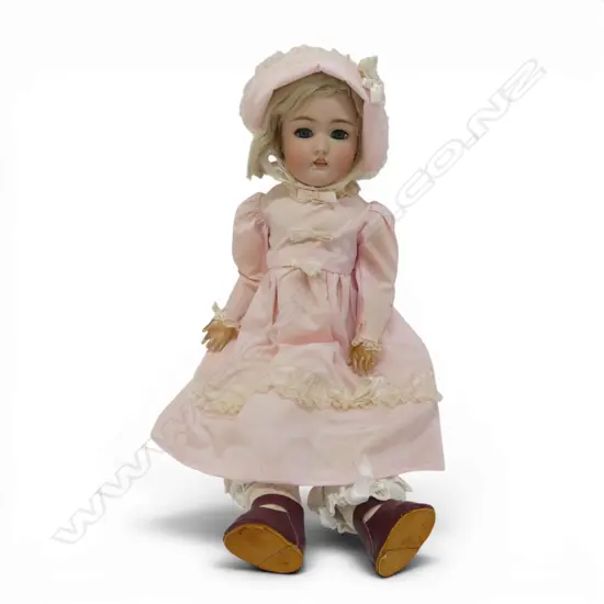 VINTAGE DOLL H.550mm
