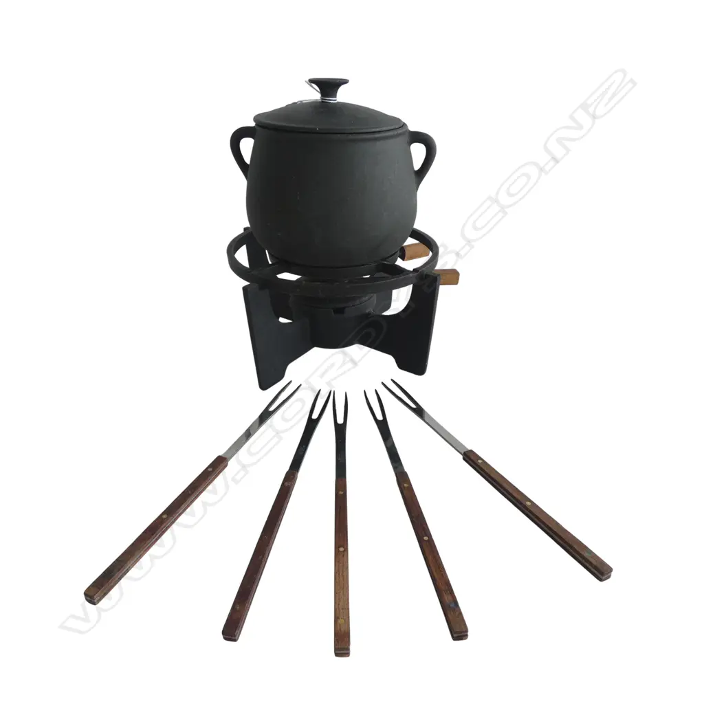 1970's CAST IRON FRENCH COUSANCES FONDUE SET & 5 LE CRUESET FORKS Image 1++