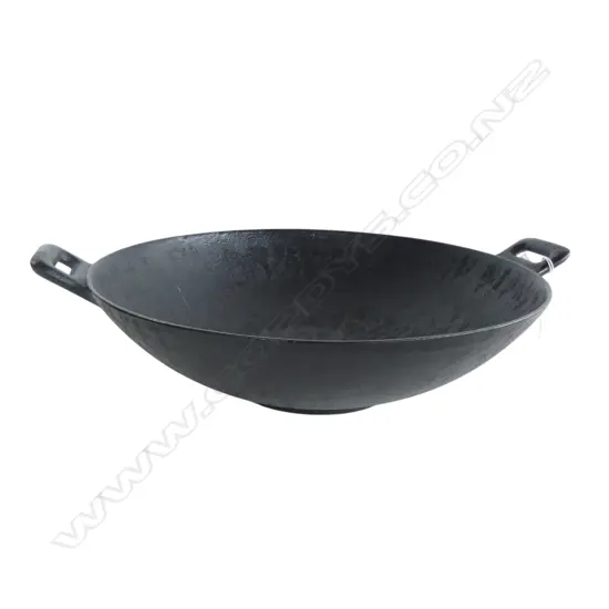 CAST IRON WOK 305mm dia