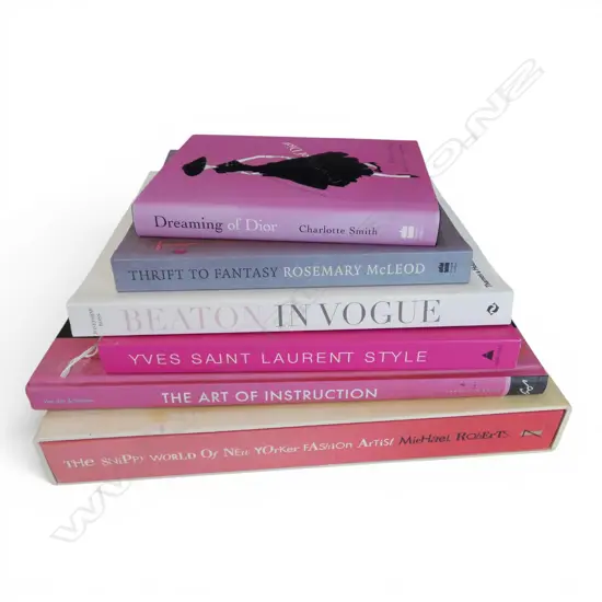 6 COFFEE TABLE BOOKS 