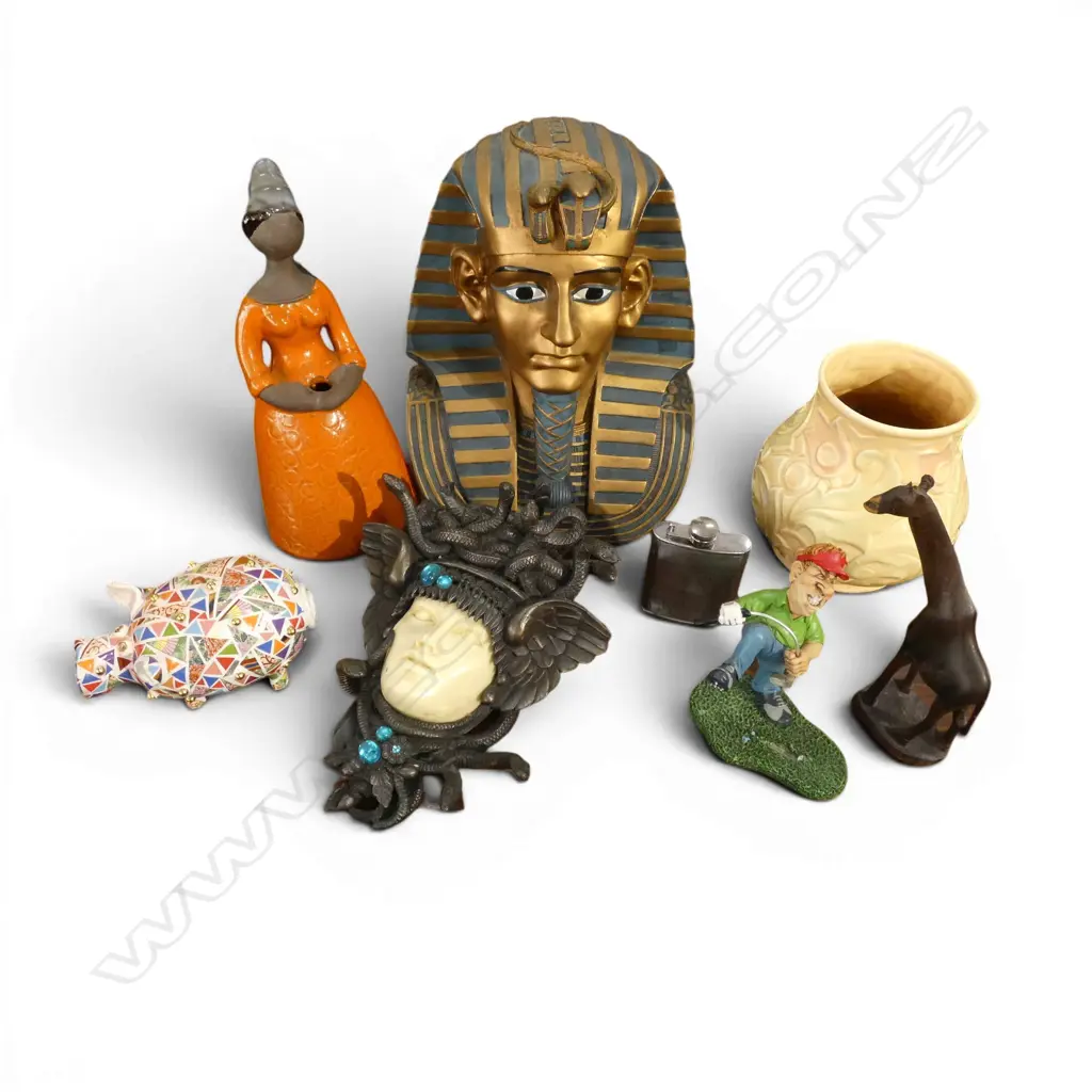 RESIN PHARAOH BUST, ASST. DECORATIVE ITEMS Image 1++