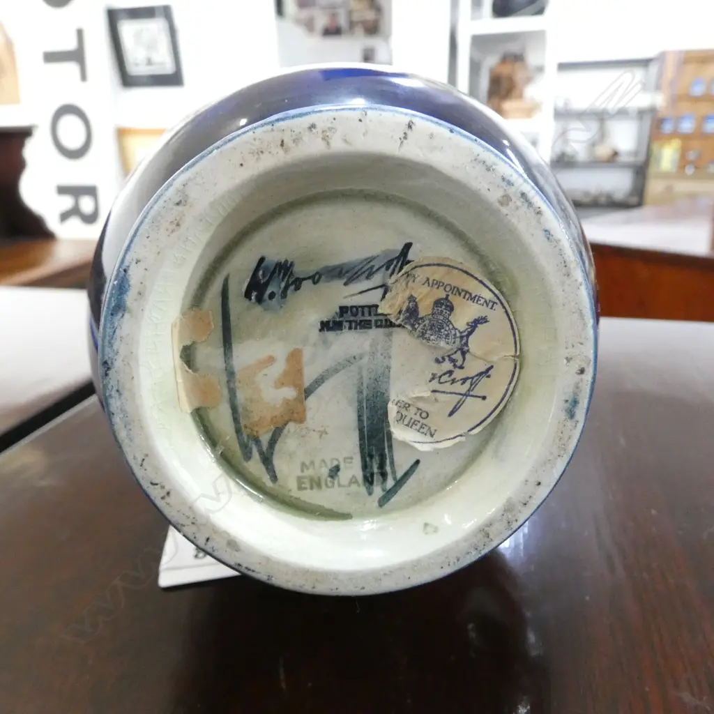 MOORCROFT VASE H.150mm Image 1++