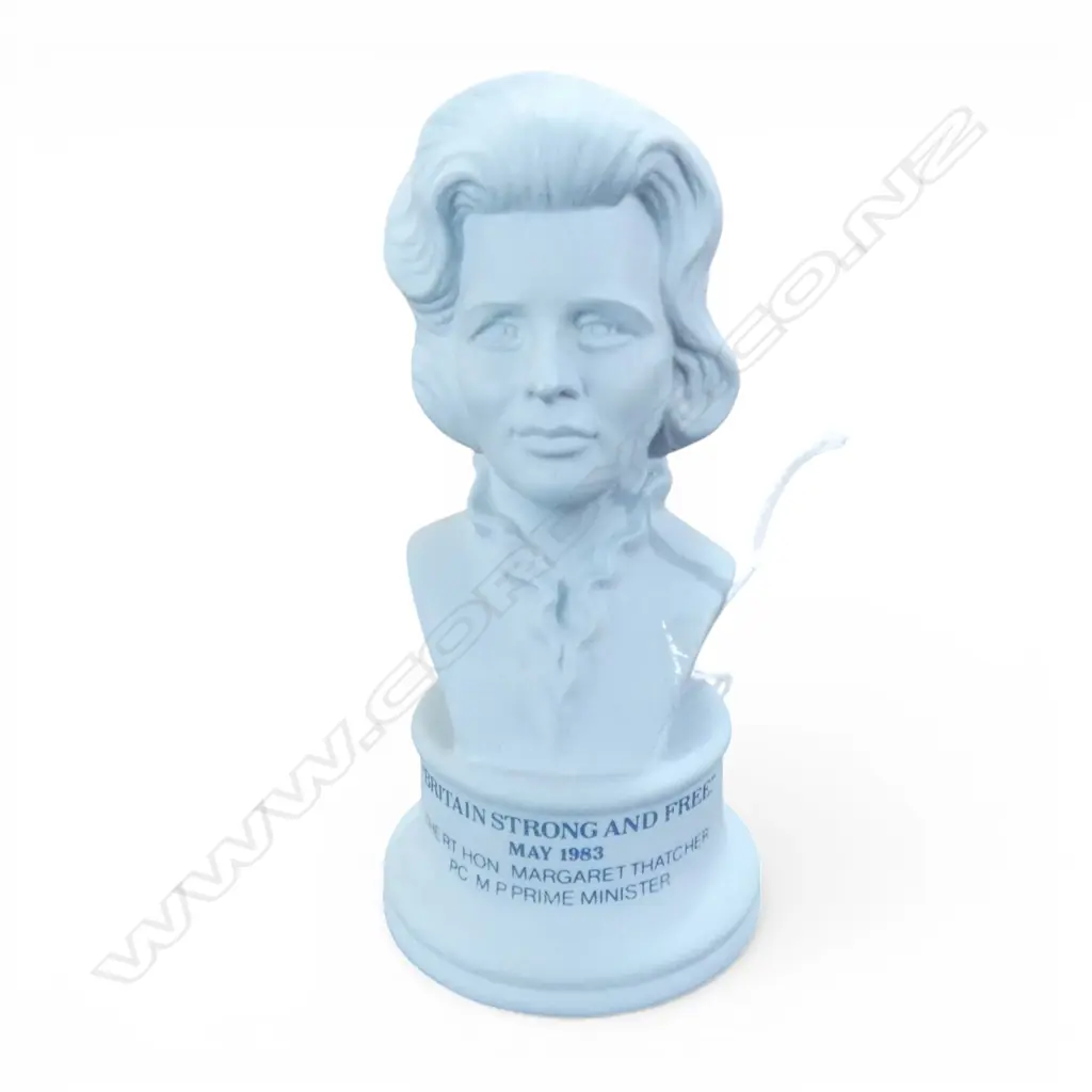 ROYAL DOULTON MARGARET THATCHER BISQUE BUST H.120mm Image 1++