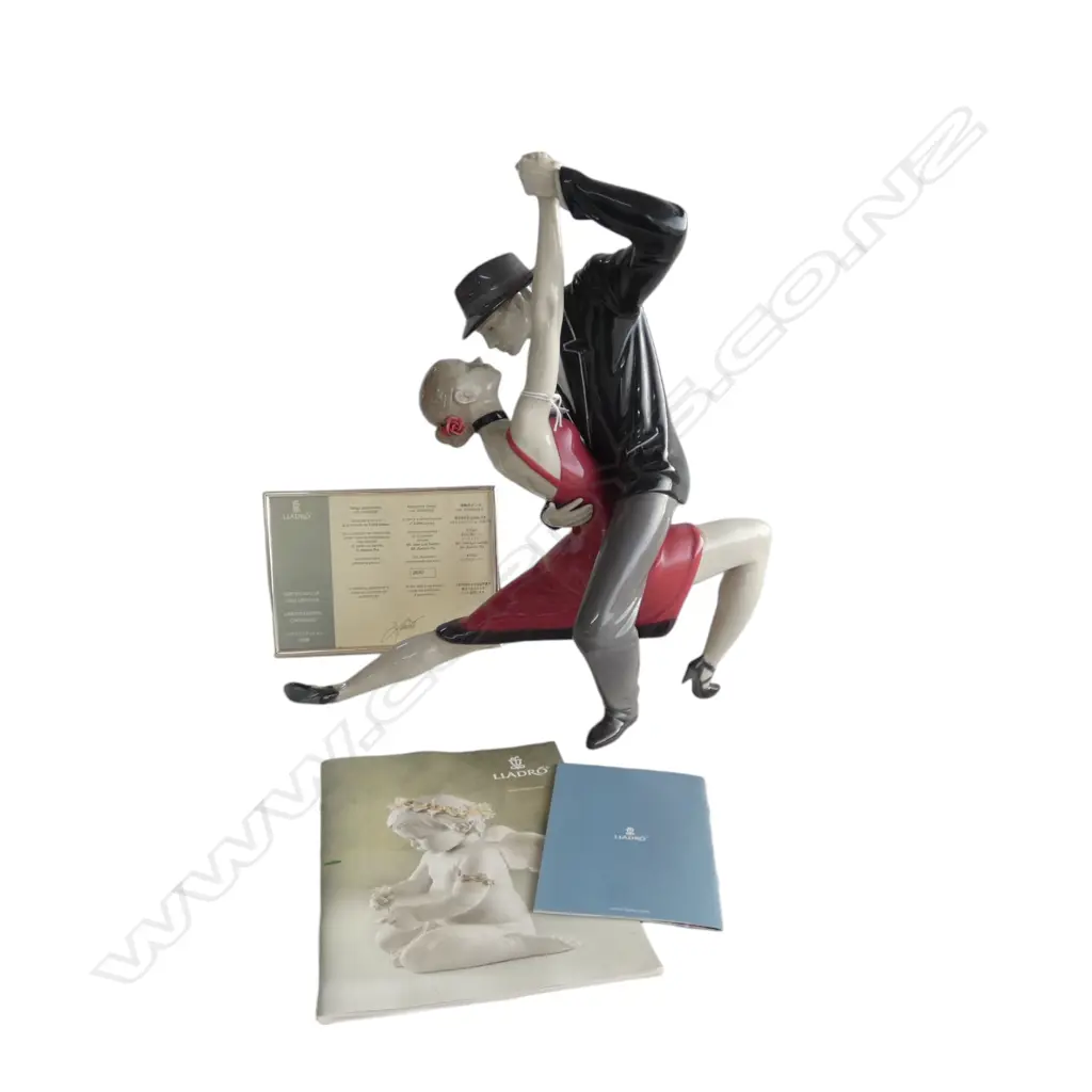 LLADRO 'PASSIONATE TANGO' 2630/3000 H.365mm (ROSE IN HAIR CHIPPED) + CERTIFICATE Image 1++
