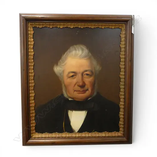 ARTIST UKNOWN, 19thC PORTRAIT OF A GENTLEMAN, OIL ON CANVAS ON BOARD 530x440mm - OLD BORER SIGN