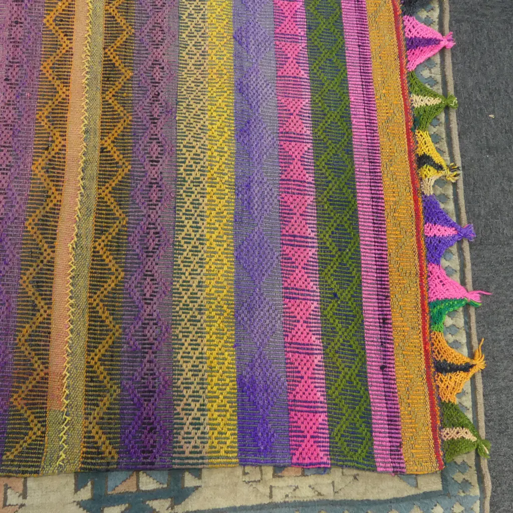 HAND WOVEN BLANKET / RUG Image 1++