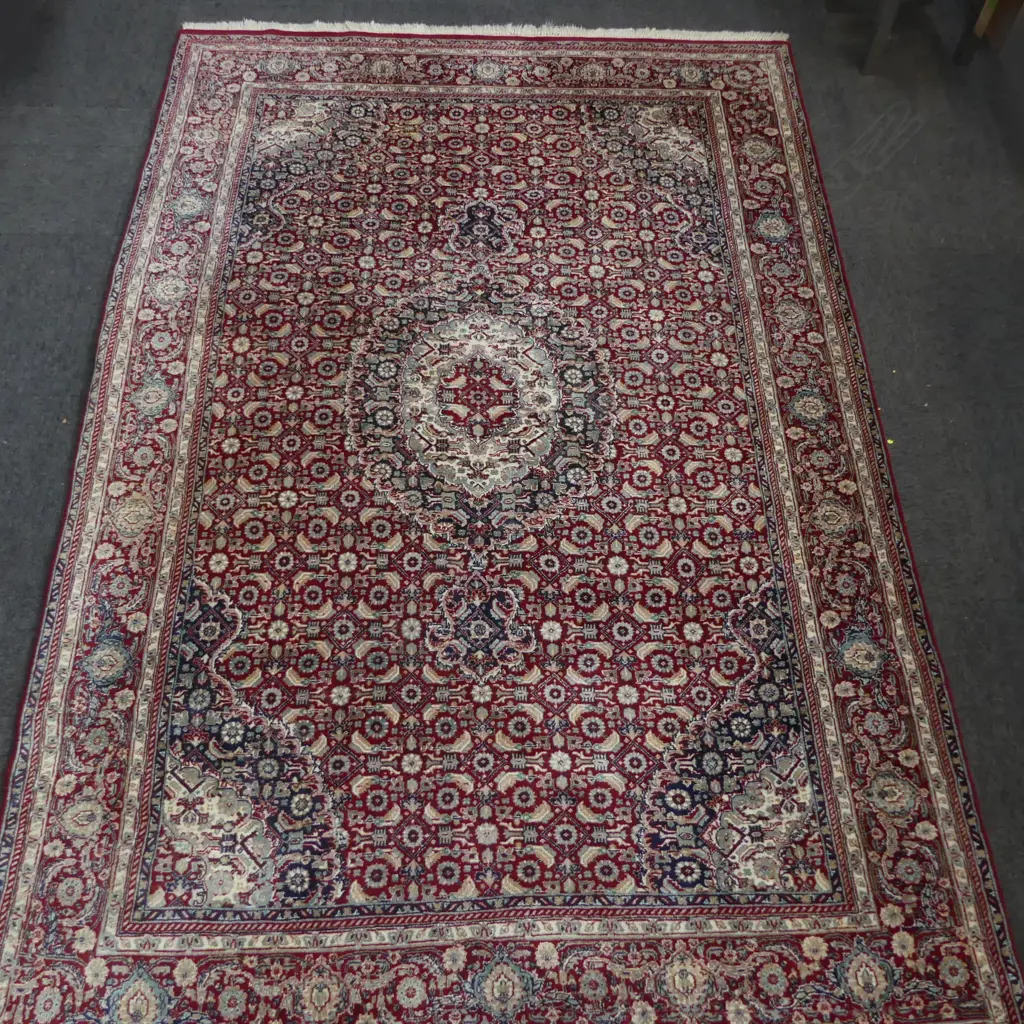 HAND KNOTTED WOOL PILE PERSIAN RUG 2700x1800mm Image 1++