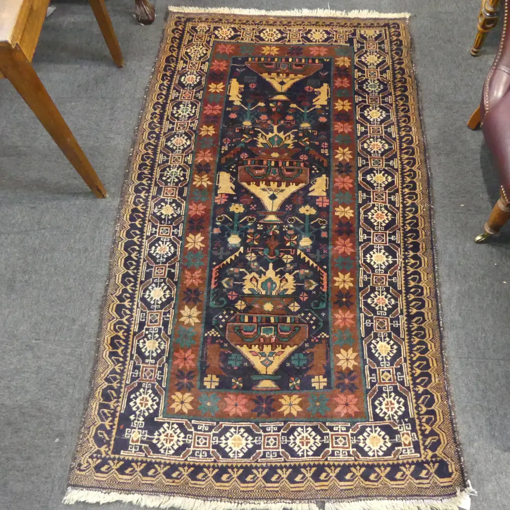 HAND KNOTTED ALL WOOL RUG 1850x1100mm Image 1++